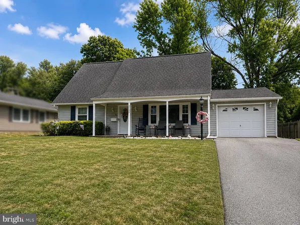 2605 Kenhill Dr, Bowie, MD 20715