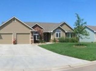 1940 E Quail Run, El Dorado, KS 67042