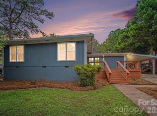 1162 Molokai Dr, Tega Cay, SC 29708