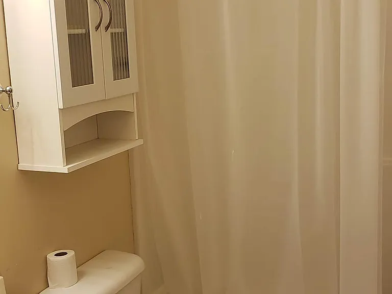 2300 Hart Ave #7 — Photo 15