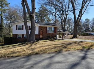 1883 Chisholm Ct, Tucker, GA 30084