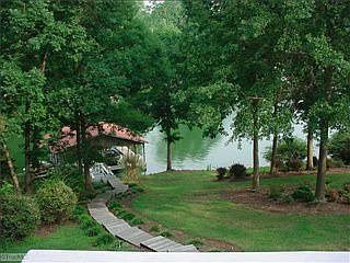3rd image of 123 Heron Point
