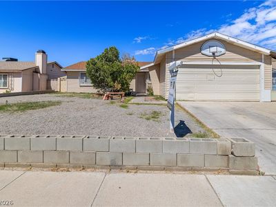 3649 New Horizon Dr, Las Vegas, NV, 89115