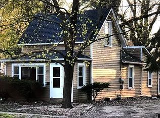 211 S High St, Lacon, IL 61540