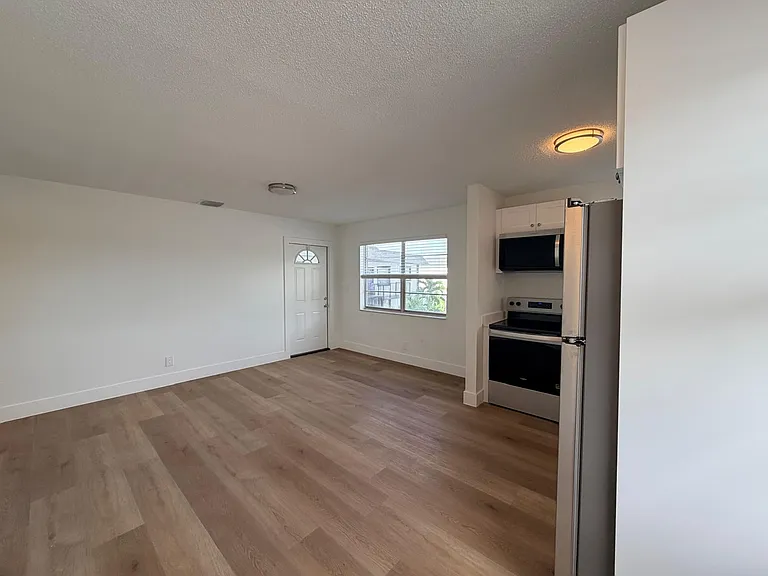 5661 SW 36th Ct #201 — Photo 3