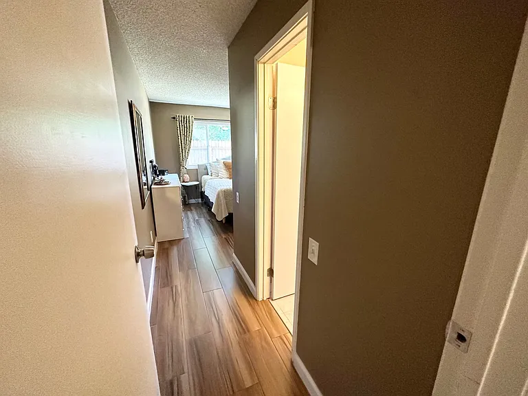 386 N Ironpike Cir — Photo 10