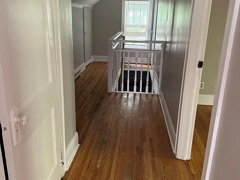 3322 Bryant Ave N — Photo 9