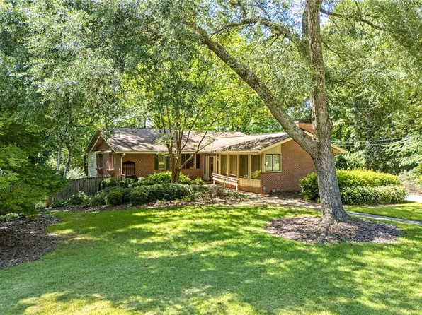 906 Janet Dr, Auburn, AL 36830