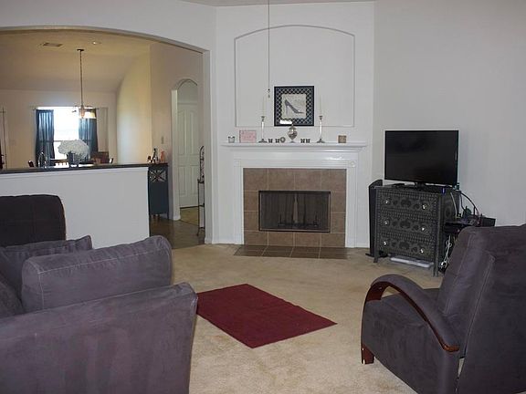 3rd image of 10406 Chamomile Green Ct