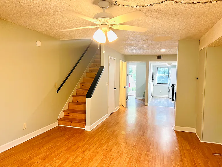 290 Appleby Dr #263 — Photo 4