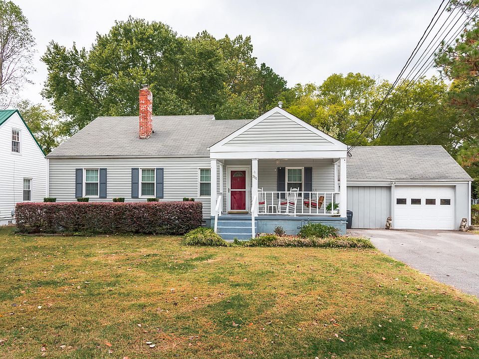 1st image of 311 N Howell Ave