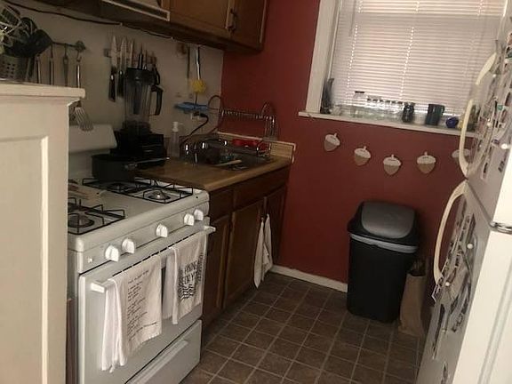 5th image of 1232 W Albion Ave APT 1C