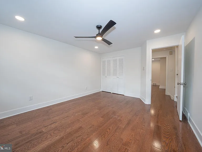 15 Llanfair Rd #A — Photo 14