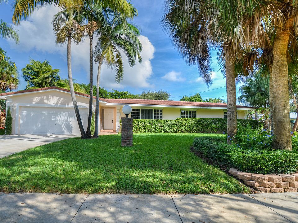 1st image of 18085 SW 77th Ave