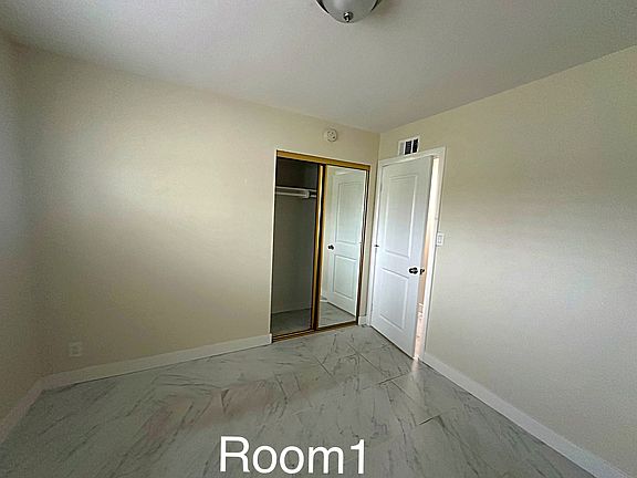 3rd image of 8612 Cypress Ave