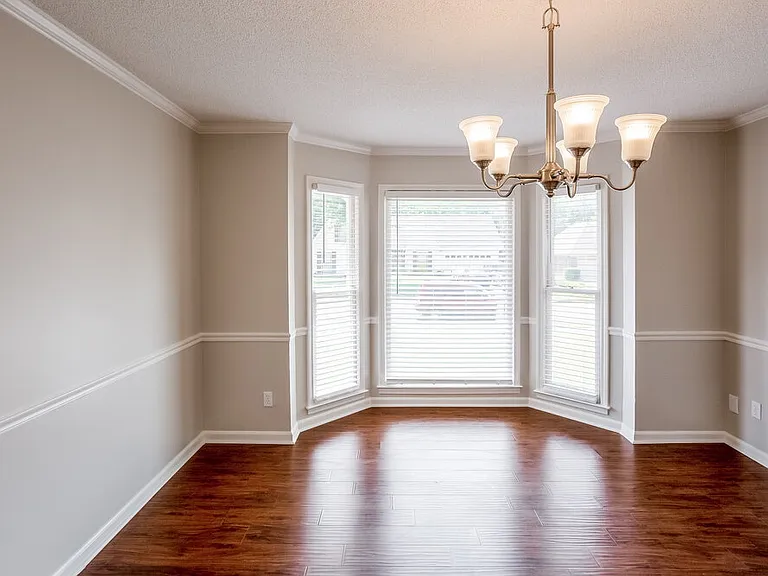 4378 Bunker Hill Dr — Photo 6