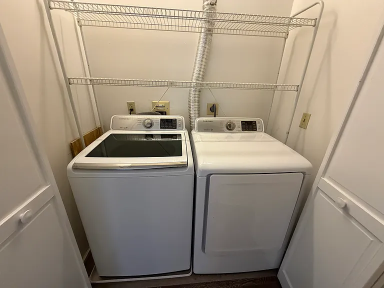 27 Hillside Pl #19 — Photo 20