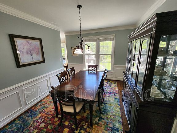 3rd image of 12174 Manor Park Dr