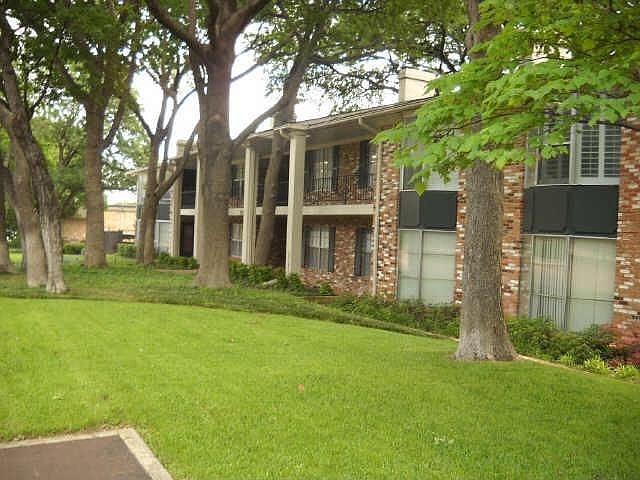 1st image of 7832 Royal Ln APT 102