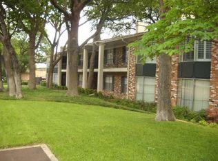 7832 Royal Ln APT 102, Dallas, TX 75230