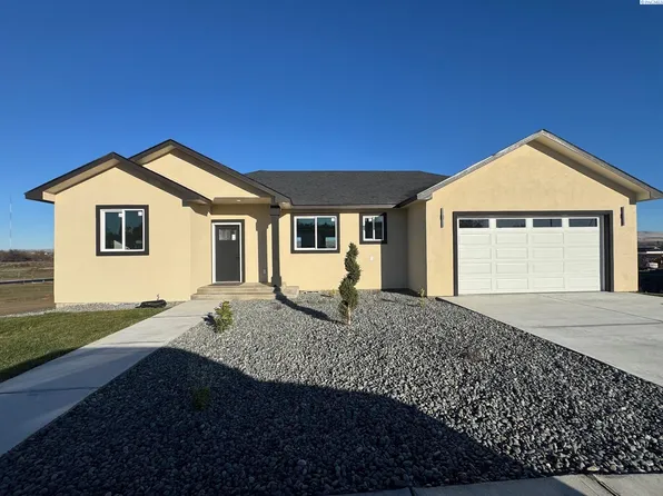 704 San Mateo Ave, Sunnyside, WA 98944