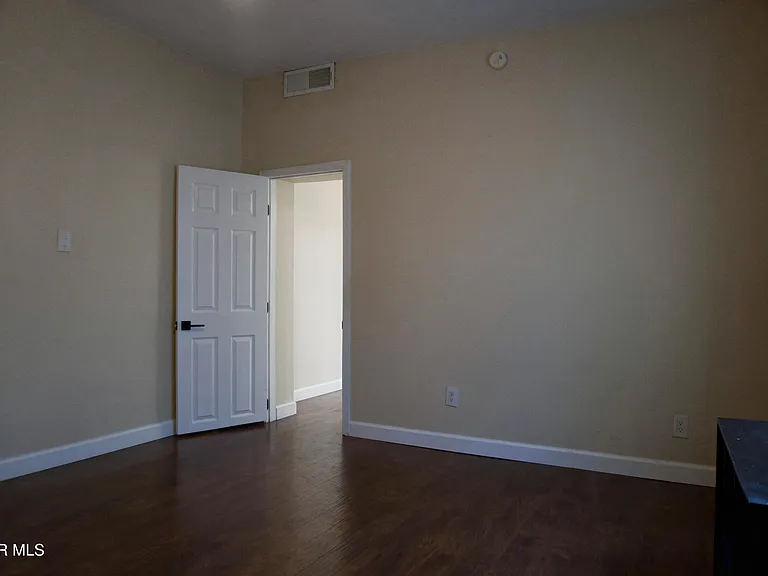 9401 Pavo Ln — Photo 33