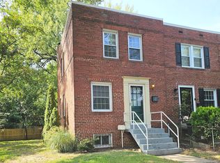 129 E Linden St, Alexandria, VA 22301