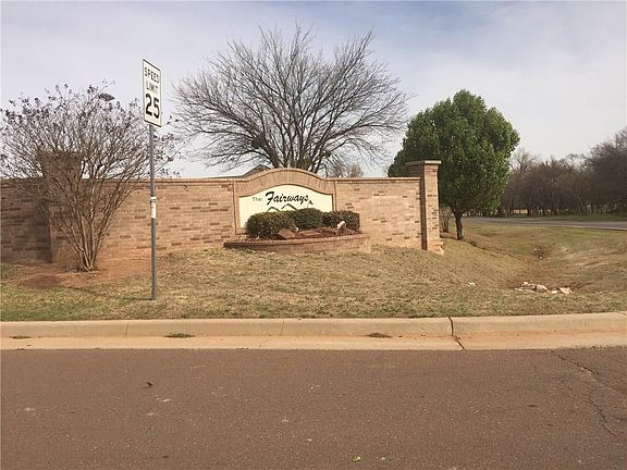 3rd image of 11513 Fairways Ave