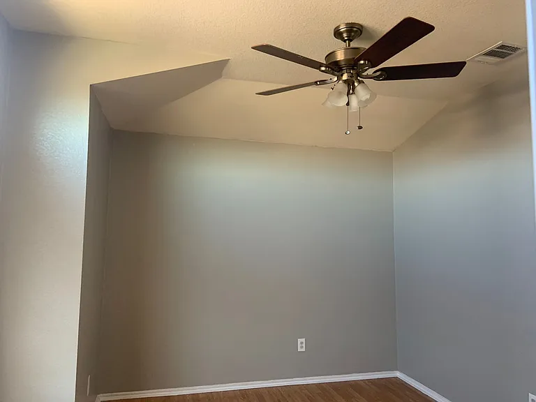 4915 Allegany Dr — Photo 12