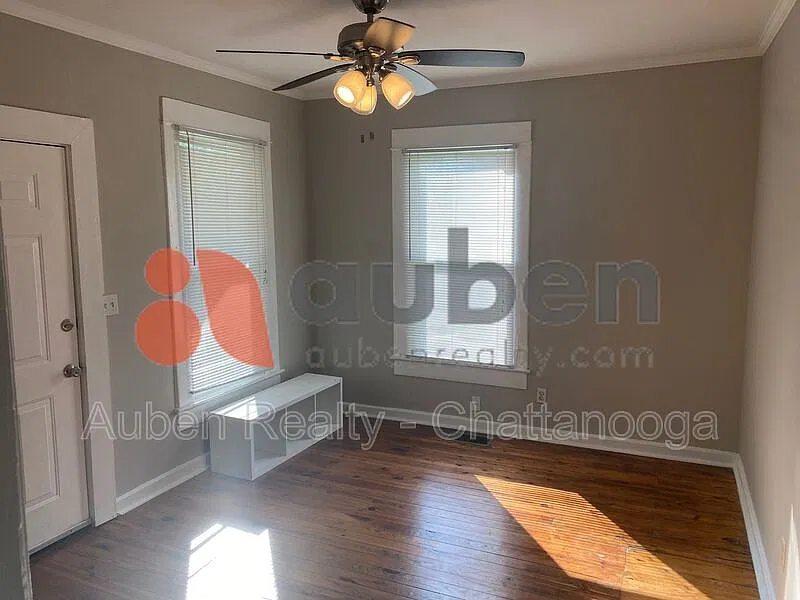 2 bed, 1.0 bath, 1000 sqft, $1,595 — Photo 2