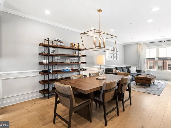 326 Wright St, Philadelphia, PA 19128