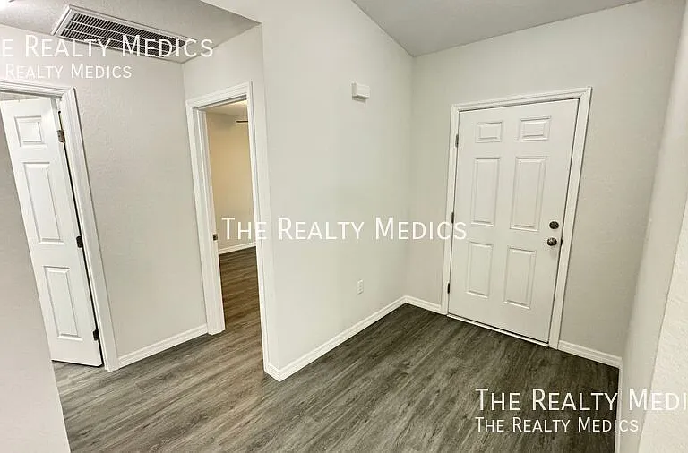 4167 Hammock Rd — Photo 11