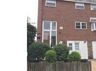 11931 Waldemire Dr, Philadelphia, PA 19154