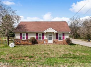 1036 Jones St, Athens, TN 37303