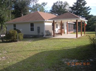 82 Hughes Ln, Ponce De Leon, FL 32455