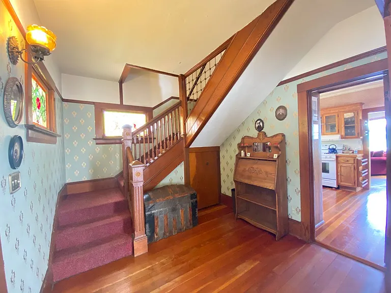 247 Granite St — Photo 3