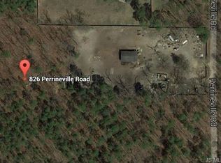 826 Perrineville Rd, Jackson, NJ 08527