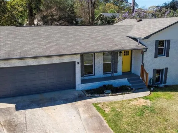 1593 Westminister Dr, Macon, GA 31204