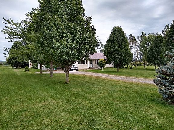 View from front corner.