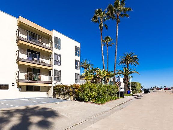4th image of 457 Coast Blvd Unit 303
