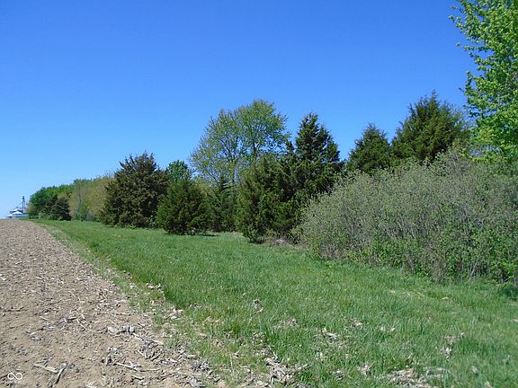 4th image of 500 S County Road 100 W