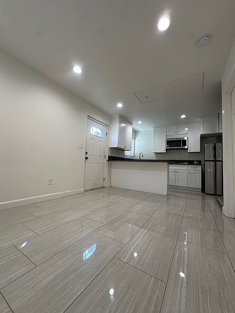 Living room (2)