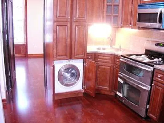 Rented by Corcoran | media 15