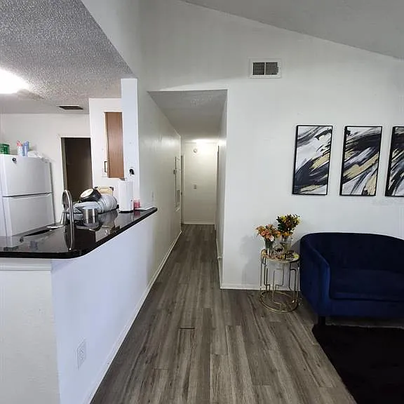 2031 Cascades Blvd #307 — Photo 5