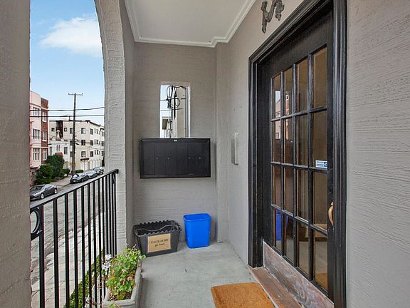 2nd image of 841 Erie St #4