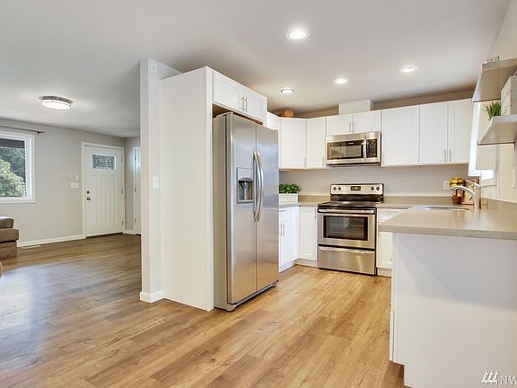 5th image of 21603 122nd Street Ct E