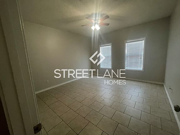 5th image of 110 Private Road 13261 APT B