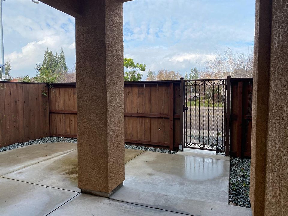 1st image of 2108 Tienda Dr