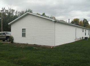 1207 S 7th St, Bethany, MO 64424