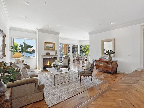 2nd image of 25 Lagoon Vista Road